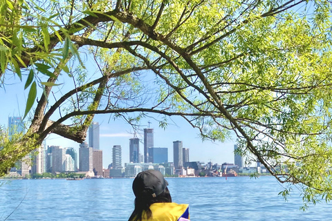 Toronto: Fall Colours Canoe Tour of the Toronto Islands Toronto: Fall Foliage Canoe Tour of the Toronto Islands