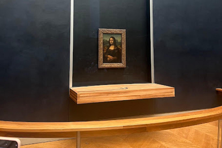 París: Visita guiada en PORTUGUÉS al Louvre-semiprivada