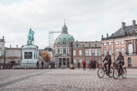 Copenhagen: Public 3-Hour Guided Walking Tour in French Copenhagen: 3 hours walking tour in French - small group
