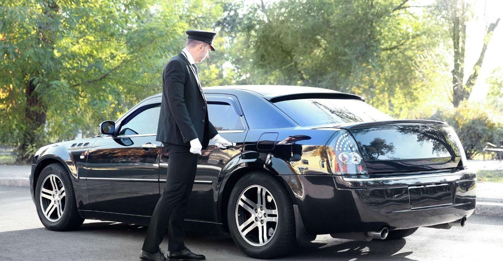 Amsterdam, Private Transfer to/from Amsterdam Airport (AMS) - Housity