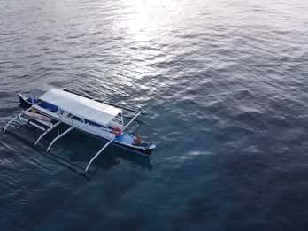 Siargao Island: Luxury Private Boat and Surf Tour