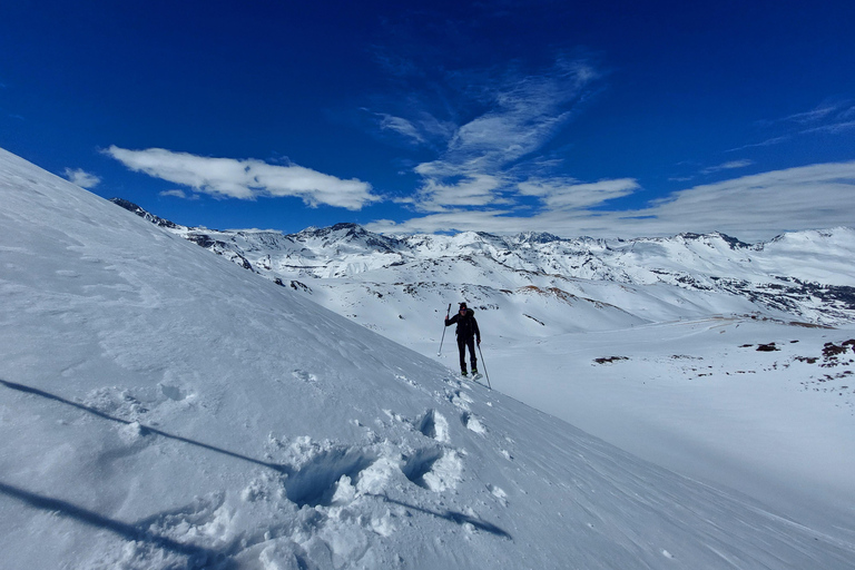 Ganztägige Wanderung zum Cerro El Pintor von Santiago aus