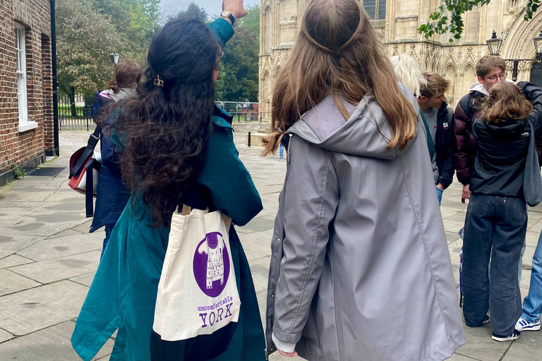 York: tour guidato a piedi non convenzionale