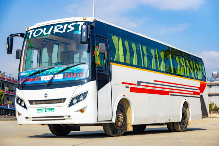 Bilet na autobus turystyczny z Chitwan do Pokhary