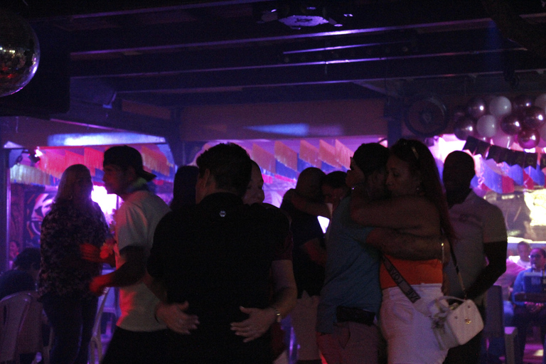 In your Salsa: A salsa barhopping night in Cartagena