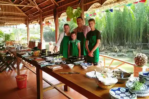 Clase de cocina en Hoi An y excursión rural en Vespa
