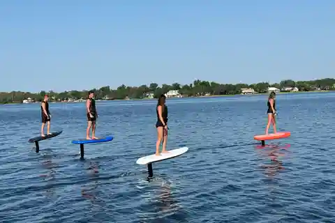 Орландо, Флорида: урок E-Foil — скользите над водой!