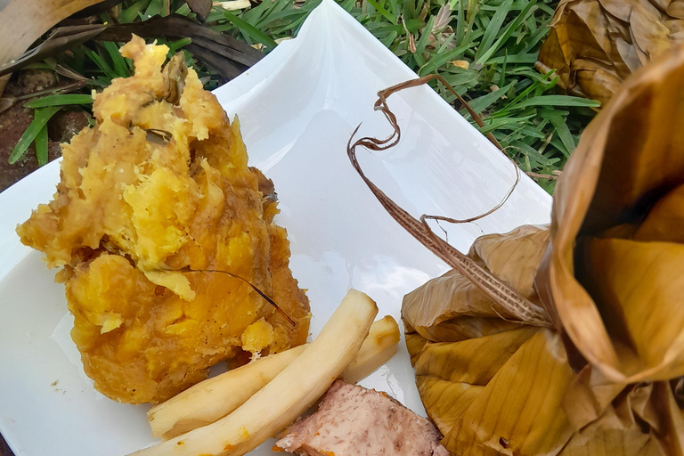 Uganda: Baganda Culture Day Tour with Lunch and Transfers