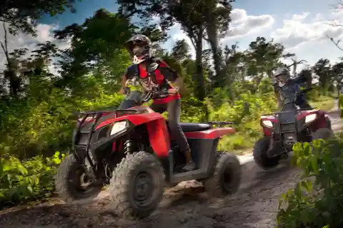 Ziplines, Cenotes et aventure en quad depuis Cancun/Riviera Maya !