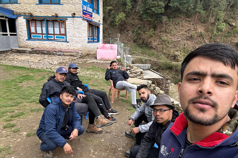 Rolwaling Valley Trek: odkryj święte jeziora przez 12 dni