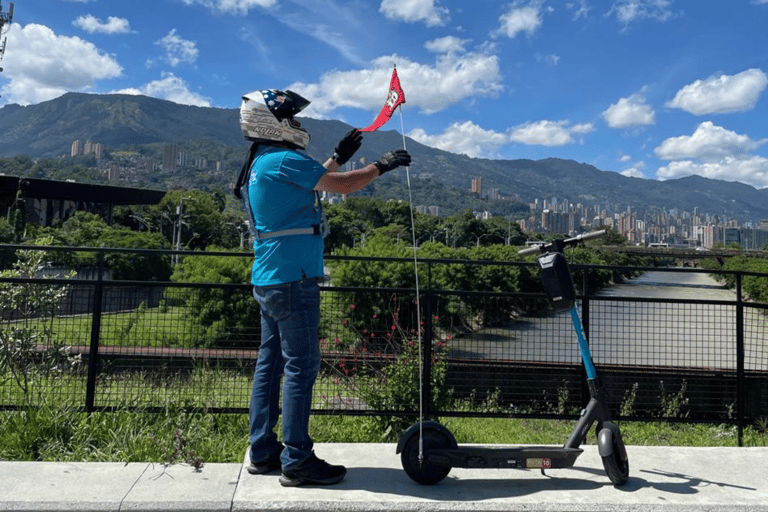 Medellín su ruote: Un&#039;avventura culturale nel centro della città