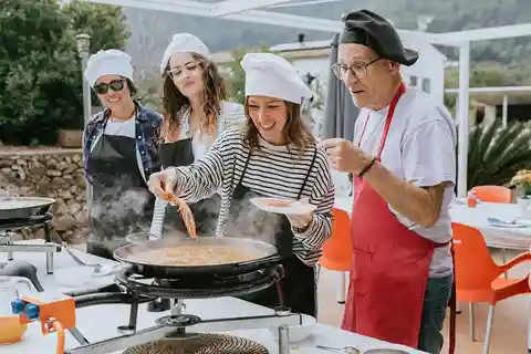 Authentic Valencian Paella Cooking Class