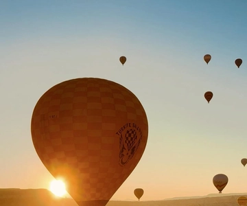 Cappadocia: Hot Air Balloon in Göreme and Breakfast Transfer