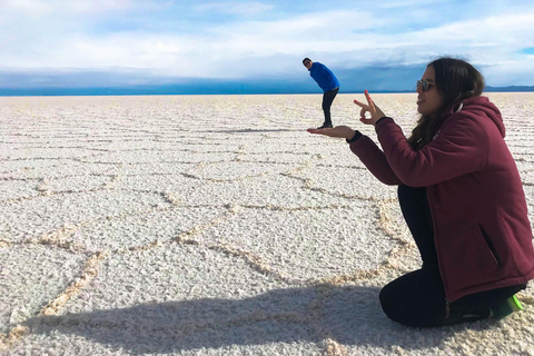 Z La Paz: Uyuni Salt Flats 2-dniowa wycieczka z transferem autobusowym