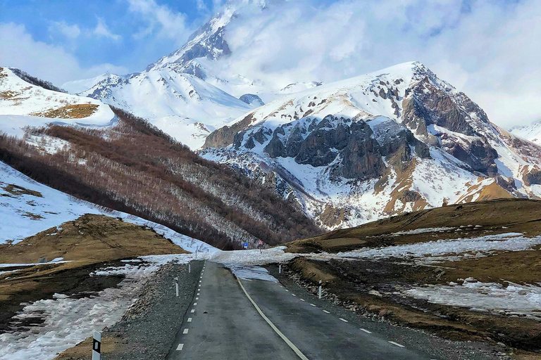 Tbilisi: Kazbegi Day Trip and Gergeti Trinity Church