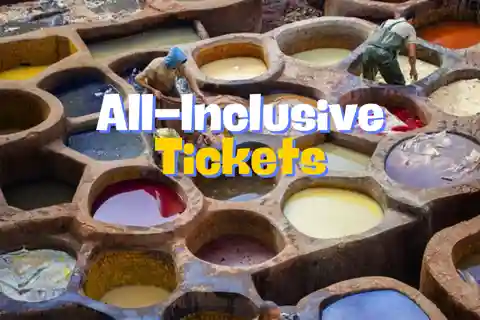 Fes Medina Tour with Luxury Car & All-Inclusive Tickets
