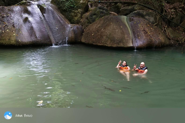 Schwimmende Märkte und Eisenbahnmärkte mit Erawan-WasserfallPrivate Tour auf Englisch mit Luxusfahrzeug