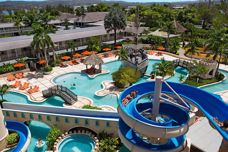 Montego Bay: Full-Day Guided Tour with Hotel Pickup