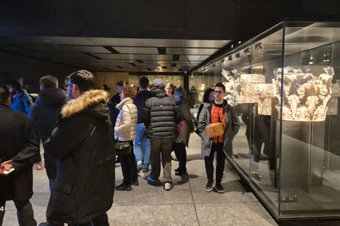 Small Group Guided Tour Colosseum Roman Forum, Palatine Hill Standard Tickets