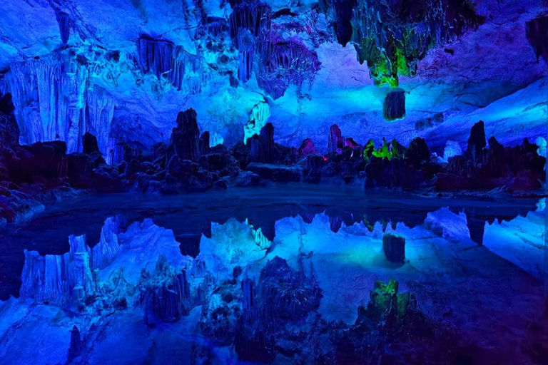 Guilin: Reed Flute Cave & Yangshuo Rafting Private Day Tour Guilin: Reed Flute Cave and Yangshuo Rafting No Tour Guide