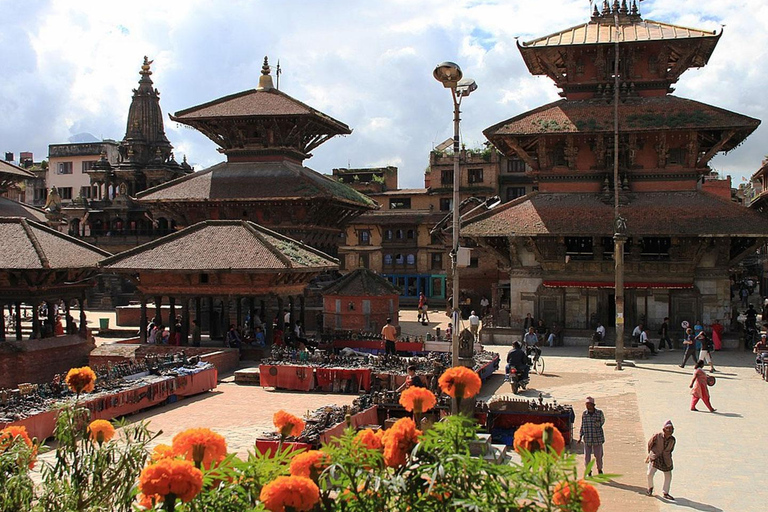 Kathmandu: Tour all&#039;alba di Nagarkot con visita di Bhaktapur