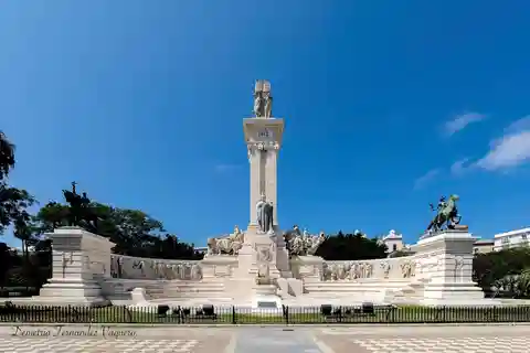 Cádiz: Visita Guiada por la Historia de la Constitución Española