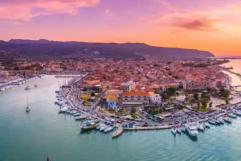 Lefkada Island Day Trip: Explore Beaches and Scenic Wonders