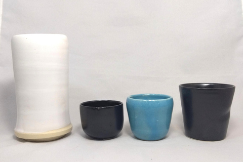 大阪：日本の伝統衣装を着て、電動ろくろで特別な陶芸体験 プレミアムコース