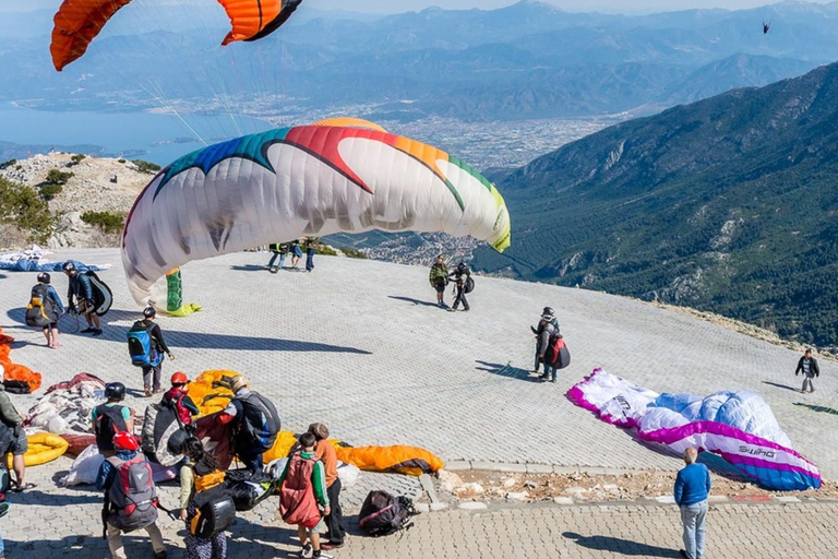 Marmaris: Fethiye Paragliding Flight with Lunch & Transfer