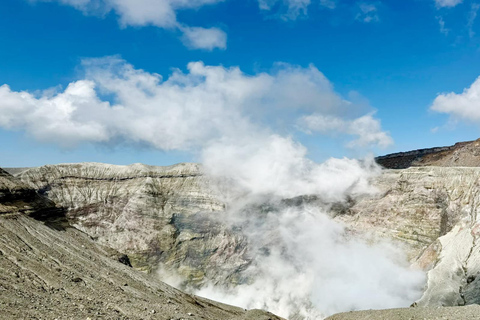 Mt. Aso & Takachiho Gorge Tour with Optional Boat Ride 7:50 AM One-day tour (including Takachiho cruise)