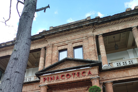 Walking Tour of the Bairro da Luz Walking Tour of the Luz District