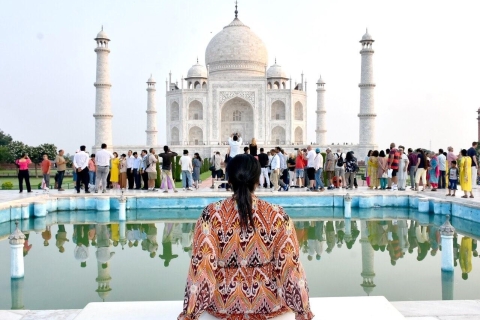 Ab Delhi: Übernachtung Taj Mahal & Agra Tour mit FrühstückTour mit Auto, Guide und Eintrittskarten