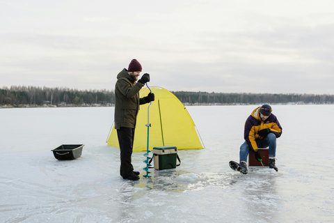 Toronto: Excursión de un día para pescar en hielo Excursión en autocaravana RV