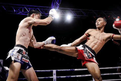 Phang-nga: Stadio della boxe di Khao Lak Muay ThaiPosto a bordo ring