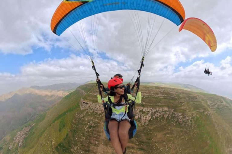 Marrakech: Paragliding Experience in the Agafay Desert