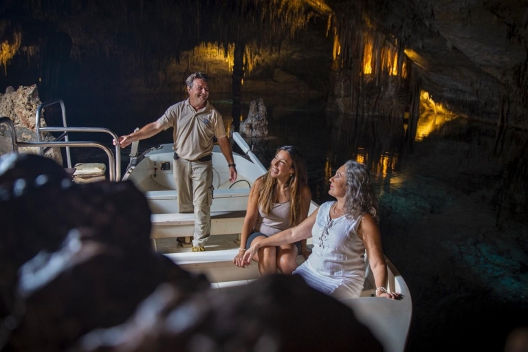 Grottes de Drach : entrée, concert de musique et excursion en bateauGrottes de Drach : visite du billet, concert de musique et excursion en bateau