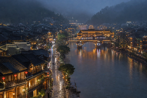 Zhangjiajie: Fenghuang Ancient Town Cruise Ticket & Transfer Tuo River Night Cruise E-Ticket
