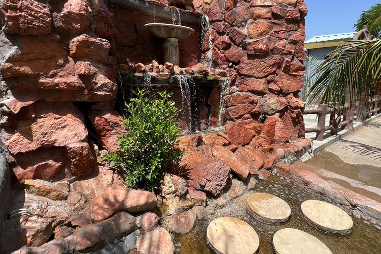 Oman: 5-Day Adventure Tour with Forts, Souqs & Mountains