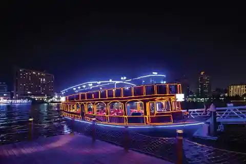 Dubai: Marina-Sonnenuntergang oder Dinner-Kreuzfahrt mit offener Bar