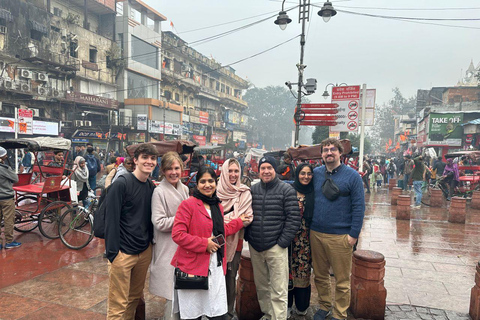Old Delhi Jewelry & Embellishment Walk (Half-Day, Women-Led)