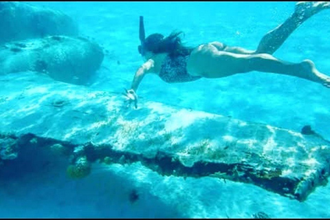 VIP 5-Island Speedboat Tour + Open Bar and Stops at Private Islands