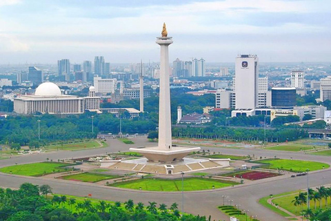 Desde el puerto de Tanjung priok : Jakarta Tour privado con almuerzo