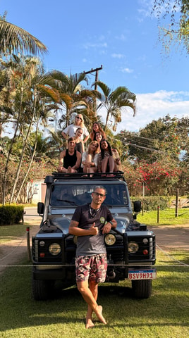 Paraty: Jeep Tour with Waterfalls and Distillery Visit