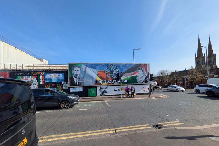 Official World Famous Belfast Taxi Tour™