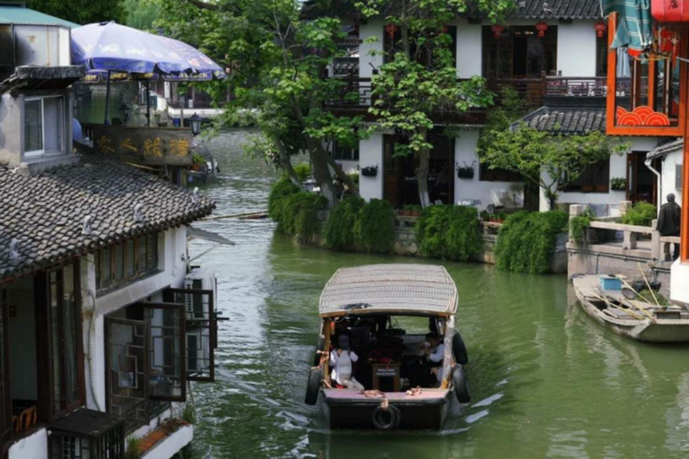 Private Tour: Authentic Shanghai with Local Guide