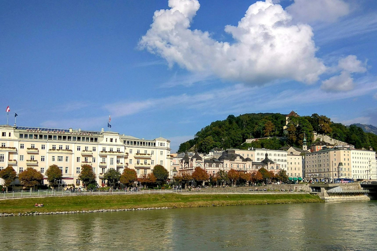 Salzburg: Historical Walking Tour with Local Food and Drink