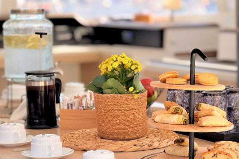 Chania Old Port: Luxury Catamaran Cruise to Agioi Theodoroi