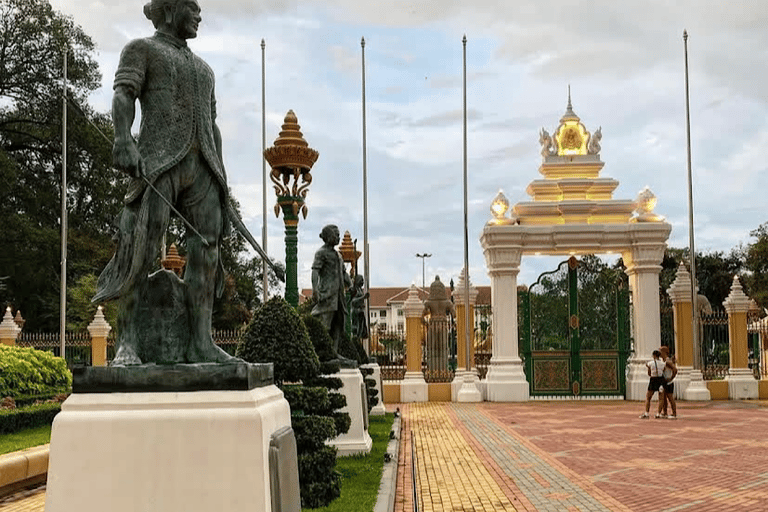 Siem Reap: 7 Iconic Highlights & Hidden Gems by Tuk-Tuk