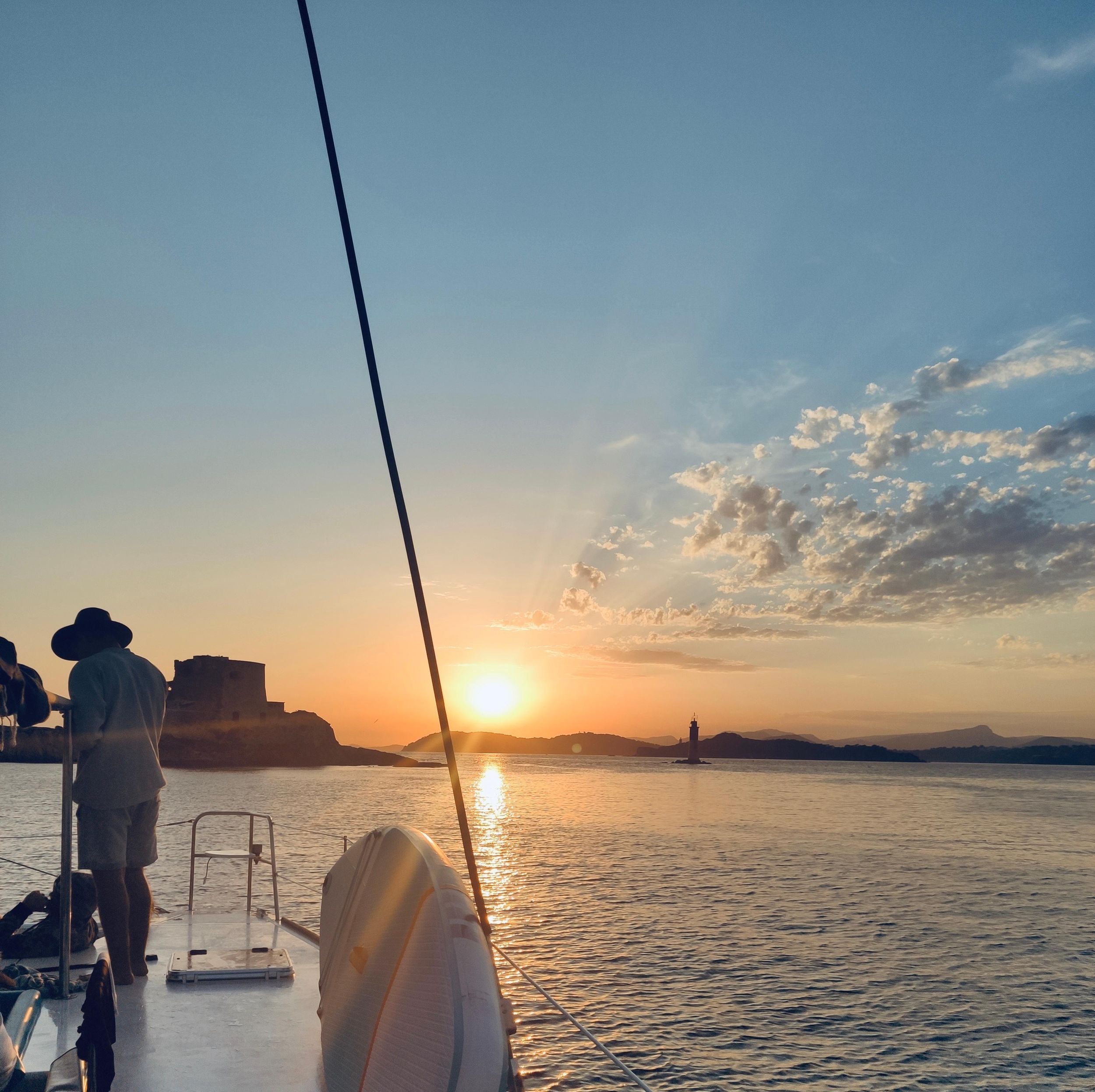 Sonnenuntergang auf einem Katamaran Halbinsel Giens – Insel Porquerolles