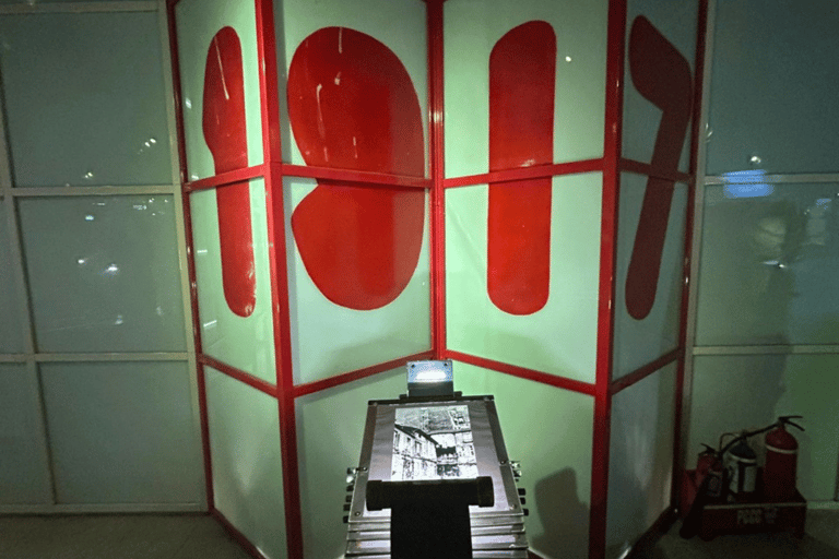 Hanoi: War Site Museums Tour Group Tour